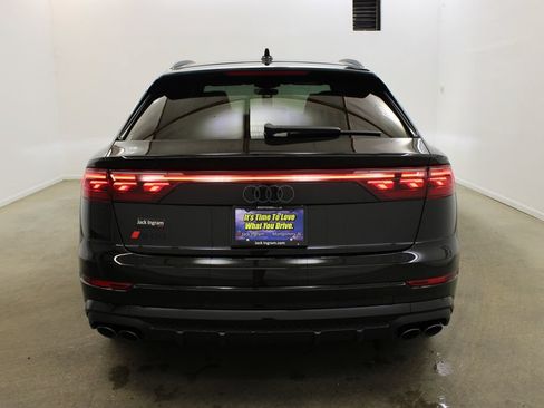New 2026 Audi SQ8 Prestige AWD/4WD image 4