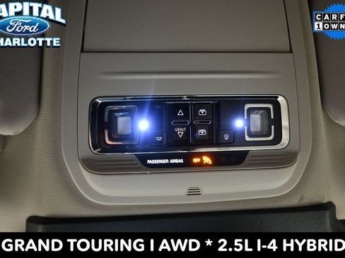 Used 2024 Lincoln Corsair Grand Touring AWD/4WD image 18