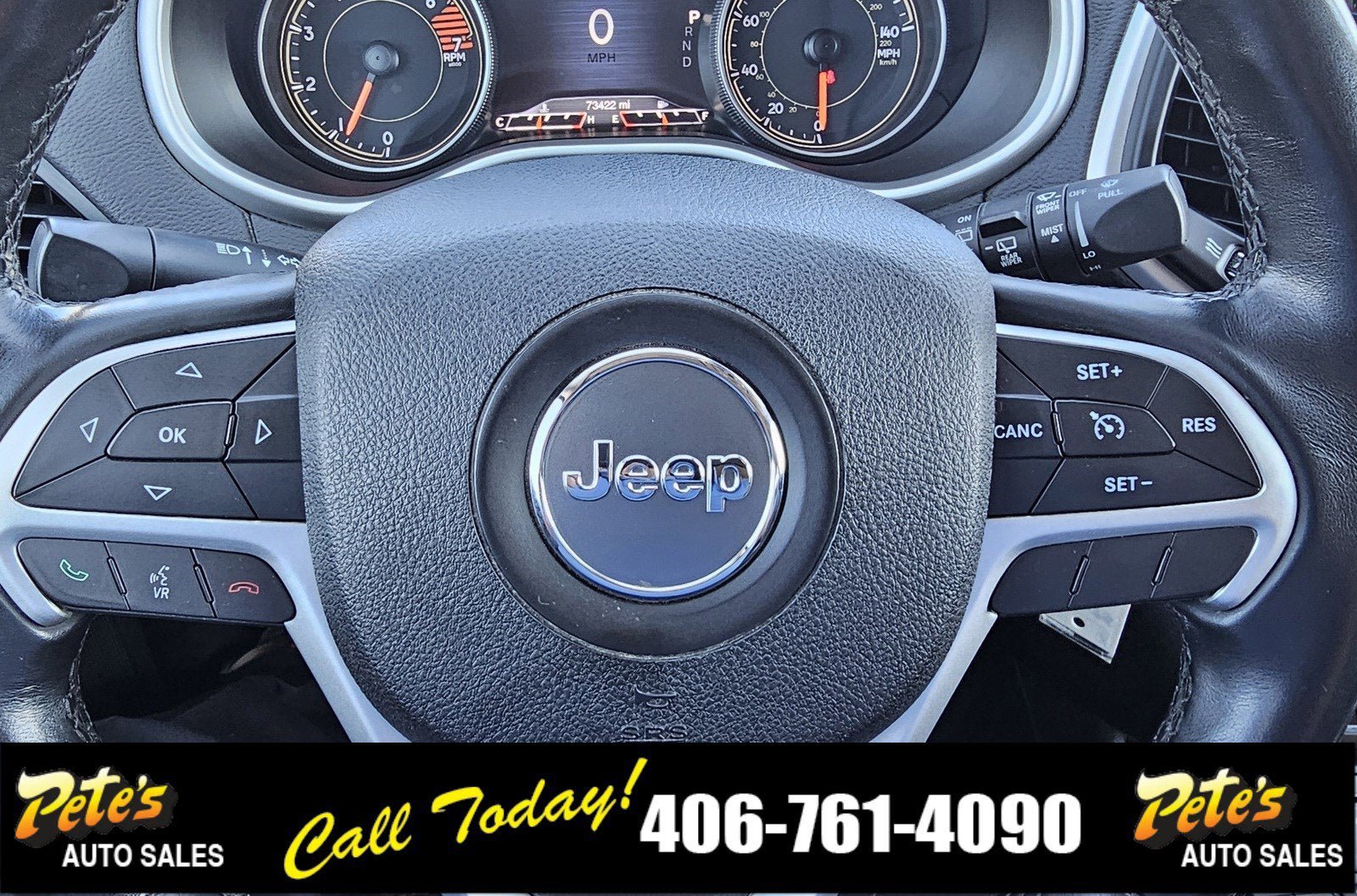 Used 2016 Jeep Cherokee Trailhawk AWD/4WD image 26