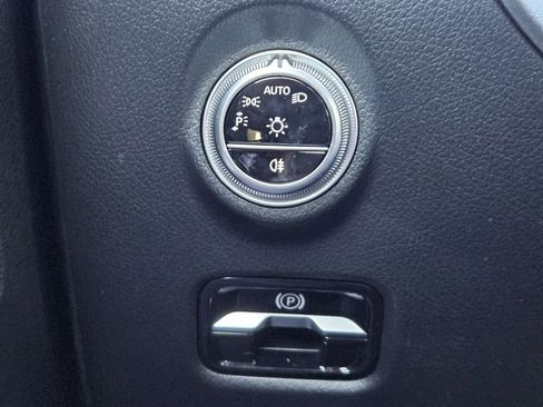 Certified 2022 Mercedes-Benz C 300 Sedan image 23