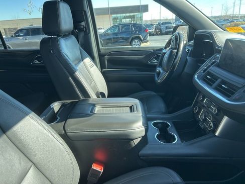 Used 2024 Chevrolet Tahoe LT image 3