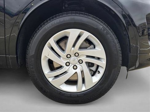 Certified 2025 Land Rover Discovery Sport S AWD/4WD image 23
