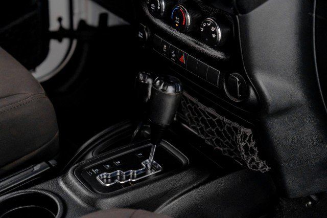Used 2017 Jeep Wrangler Unlimited Sport AWD/4WD image 19