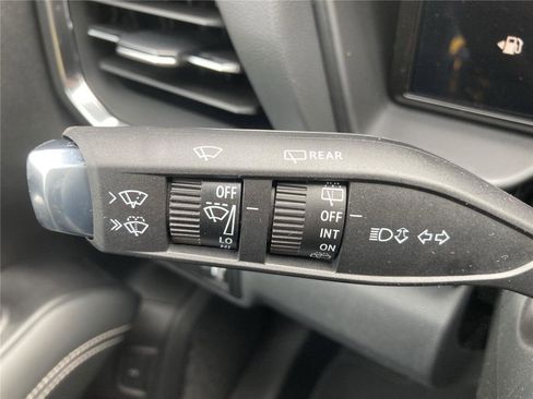 New 2026 GMC Terrain Elevation w/ Elevation Premium Package image 29