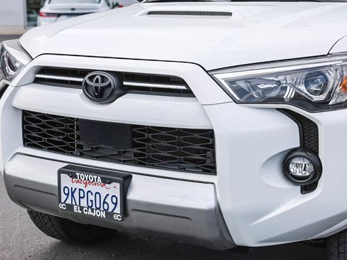 Certified 2024 Toyota 4Runner TRD Off-Road Premium w/ Moonroof Package AWD/4WD image 20