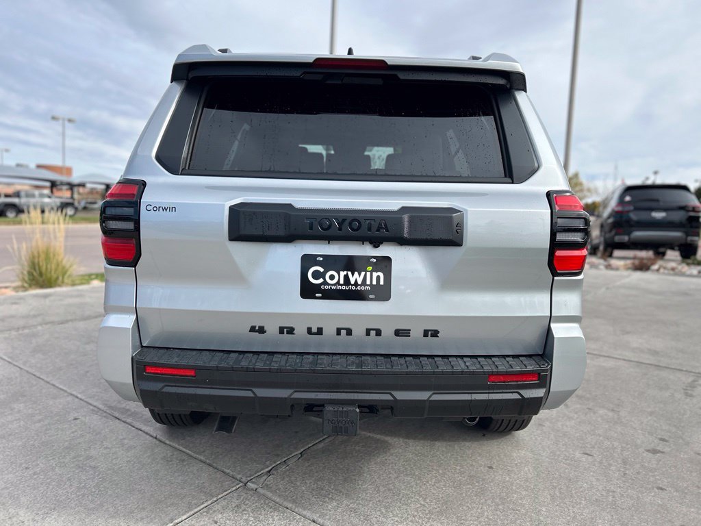 Used 2026 Toyota 4Runner SR5 AWD/4WD image 6