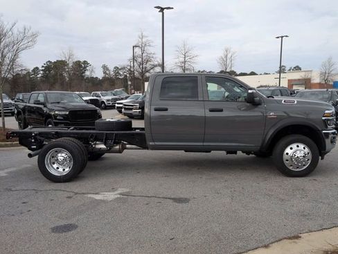 New 2026 RAM 4500 Tradesman image 3