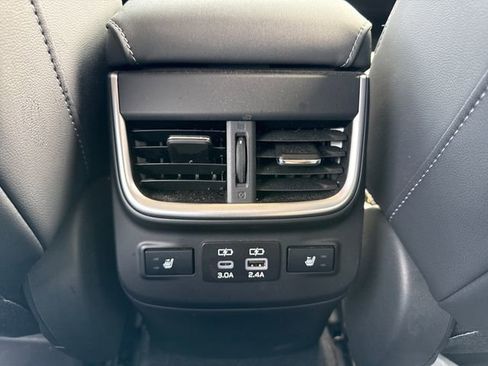 Used 2023 Subaru Outback Limited XT AWD/4WD image 22