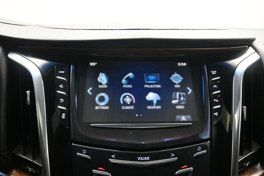 Used 2017 Cadillac Escalade ESV Premium Luxury AWD/4WD image 17
