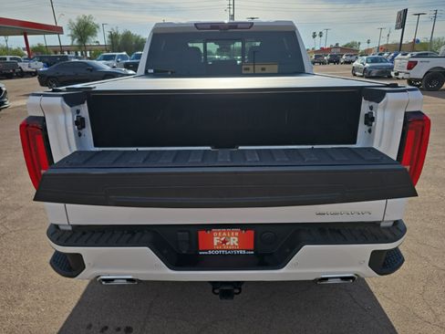 Used 2022 GMC Sierra 1500 Denali w/ Technology Package AWD/4WD image 25