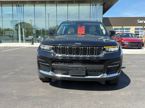 Used 2021 Jeep Grand Cherokee L Limited RWD image 2