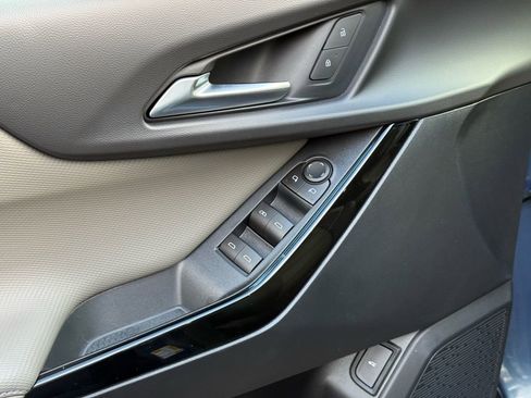 New 2026 Chevrolet Equinox LT image 10