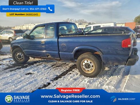 Used 2003 Chevrolet S10 Pickup 4x4 Extended Cab image 3