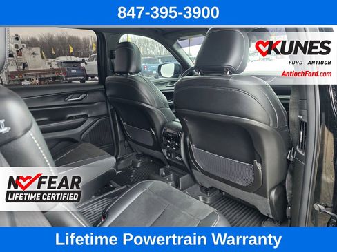 Used 2024 Jeep Grand Cherokee L Altitude image 27