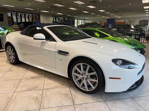 Used 2012 Aston Martin V8 Vantage S image 4