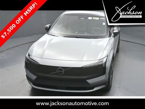 Used 2026 Volvo EX30 Cross Country Ultra image 41