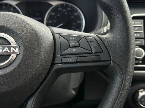 Certified 2025 Nissan Kicks Play S FWD image 23