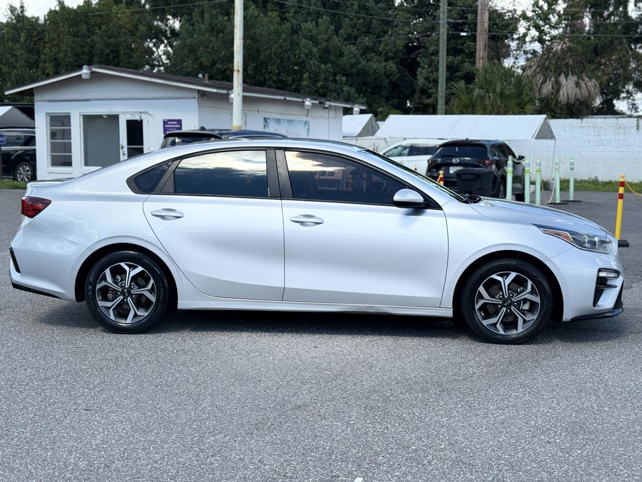 Used 2020 Kia Forte LXS FWD image 20