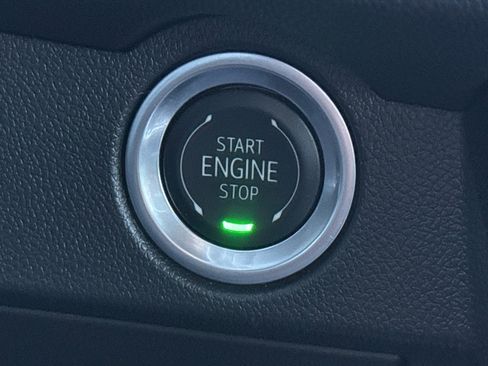 Used 2025 Chevrolet Traverse Z71 w/ Driver Confidence Package image 27