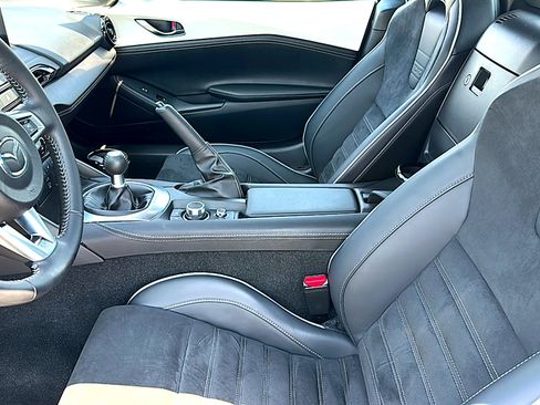 Used 2025 MAZDA MX-5 Miata RF Club RWD image 14