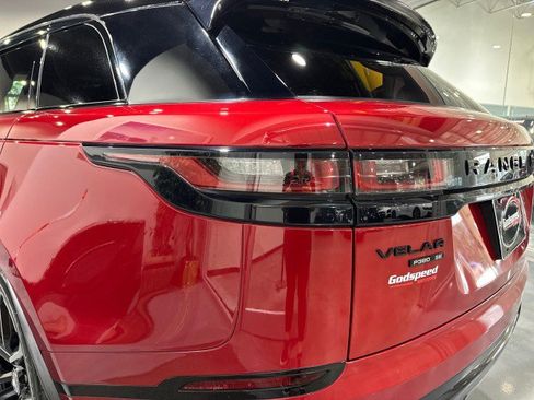 Used 2018 Land Rover Range Rover Velar R-Dynamic SE AWD/4WD image 33