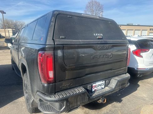 Used 2021 GMC Sierra 1500 AT4 w/ AT4 Premium Package image 8