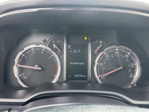 Used 2020 Toyota 4Runner Limited image 18