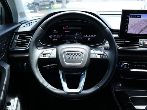 Used 2023 Audi Q5 2.0T Premium Plus w/ Premium Plus Package AWD/4WD image 15