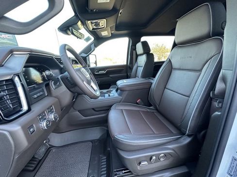 New 2026 GMC Sierra 2500 Denali w/ Denali Reserve Package image 15