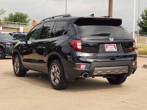 Used 2022 Honda Passport TrailSport image 4