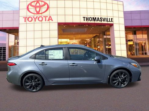 New 2025 Toyota Corolla SE image 4