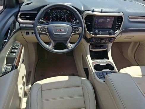 Used 2023 GMC Acadia Denali w/ Denali Ultimate Package AWD/4WD image 12