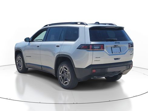 New 2026 Jeep Cherokee Laredo AWD/4WD image 4
