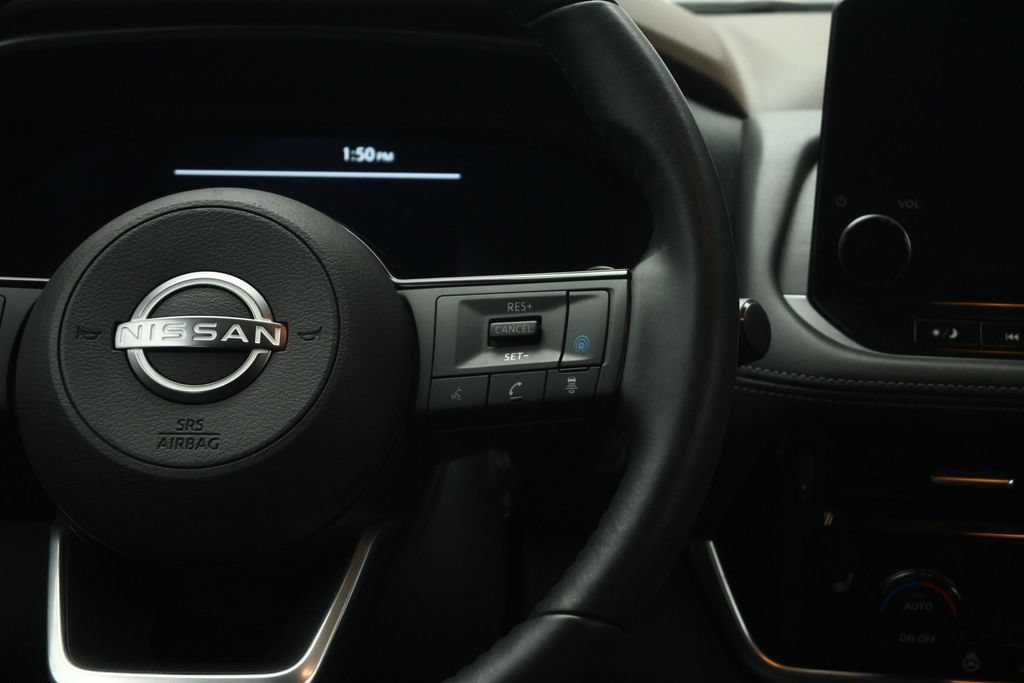 Used 2023 Nissan Rogue Platinum w/ Platinum Premium Package AWD/4WD image 42