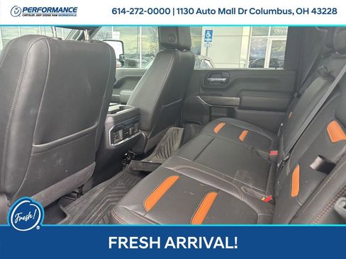 Used 2022 GMC Sierra 2500 AT4 w/ AT4 Preferred Package image 16