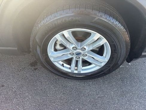 Used 2020 Ford Explorer XLT w/ Equipment Group 202A image 47