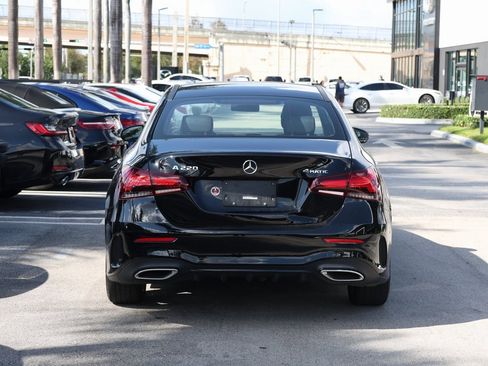 Used 2022 Mercedes-Benz A 220 4MATIC image 6
