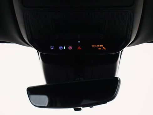 Used 2026 Chevrolet Traverse LT w/ Driver Confidence Package image 27