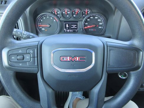 Used 2024 GMC Sierra 2500 Pro w/ Convenience Package image 27