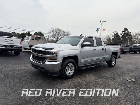 Used 2018 Chevrolet Silverado 1500 LT image 1