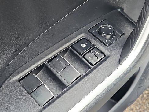 Used 2021 Toyota RAV4 XSE image 31