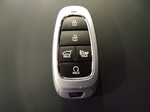 Used 2023 Hyundai Santa Fe XRT FWD image 32