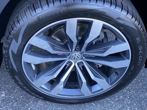 Used 2019 Volkswagen Atlas SEL Premium image 28