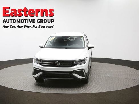 Used 2023 Volkswagen Tiguan SE image 51