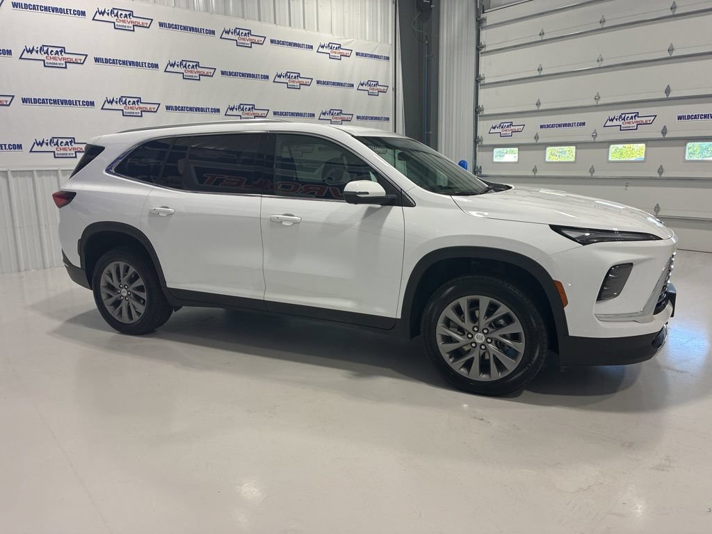 Used 2026 Buick Enclave Preferred AWD/4WD image 10