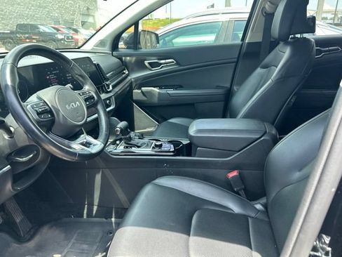 Used 2023 Kia Sportage EX FWD image 32
