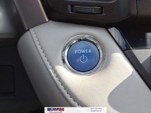 Used 2018 Toyota RAV4 XLE image 22