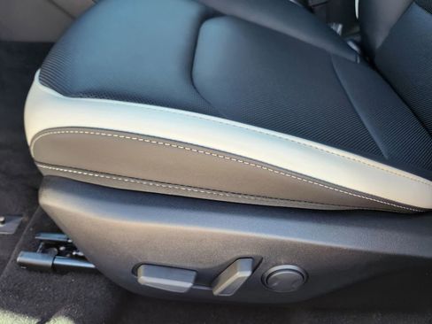 New 2025 Kia K4 GT-Line image 9