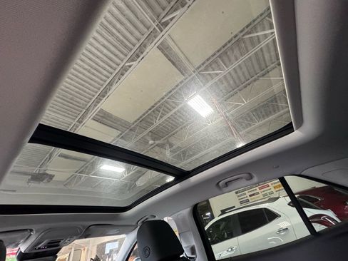 New 2026 Buick Envision Avenir AWD/4WD image 12