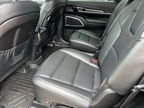 Used 2023 Kia Telluride S w/ S Sunroof Package AWD/4WD image 11
